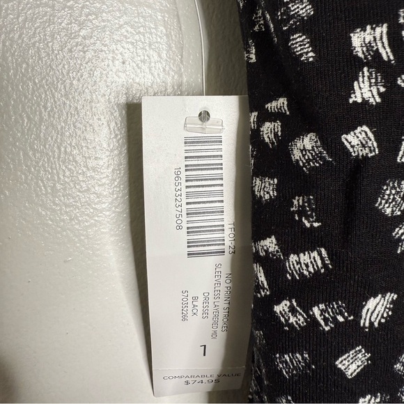 Chico’s 1 Black and White Floral Dress Size 8 Medium NWT - Picture 7 of 8